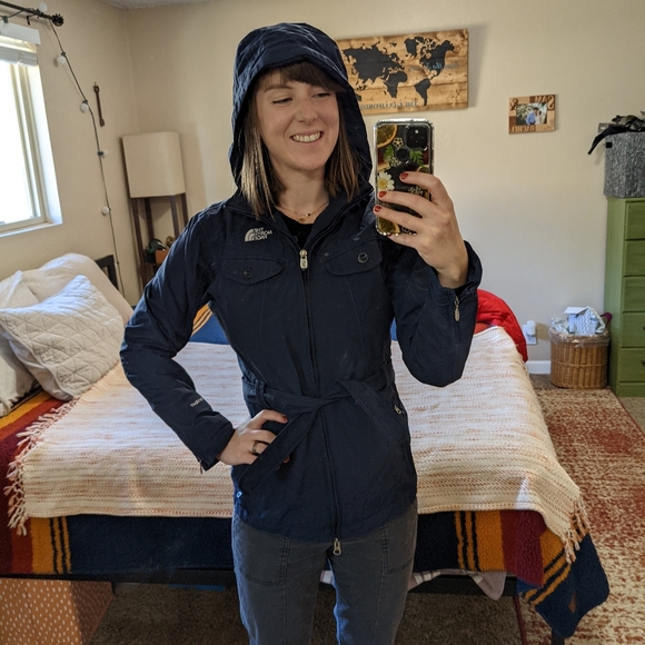 The North Face Rain Jacket - Picture 3 of 12